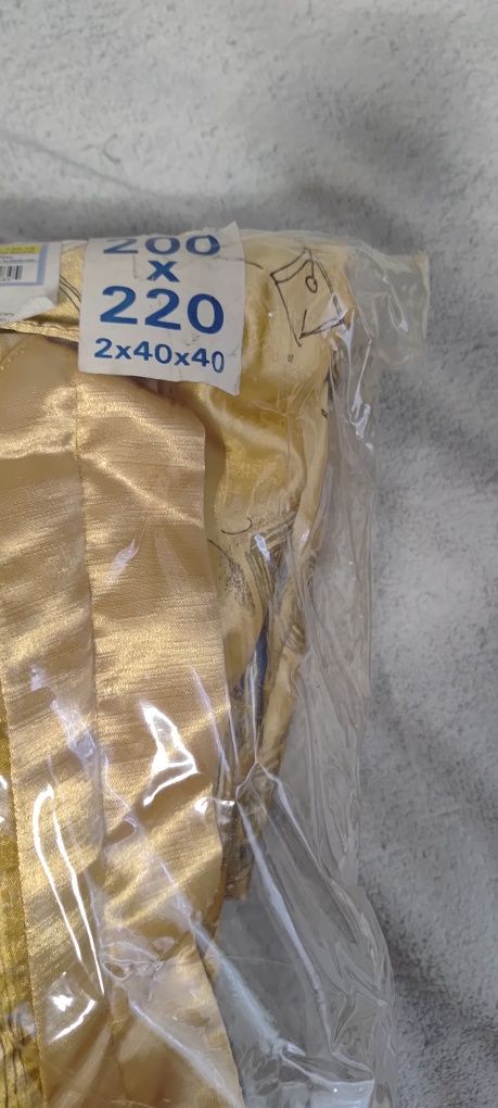 Narzuta 200x220 plus 2 jaśki