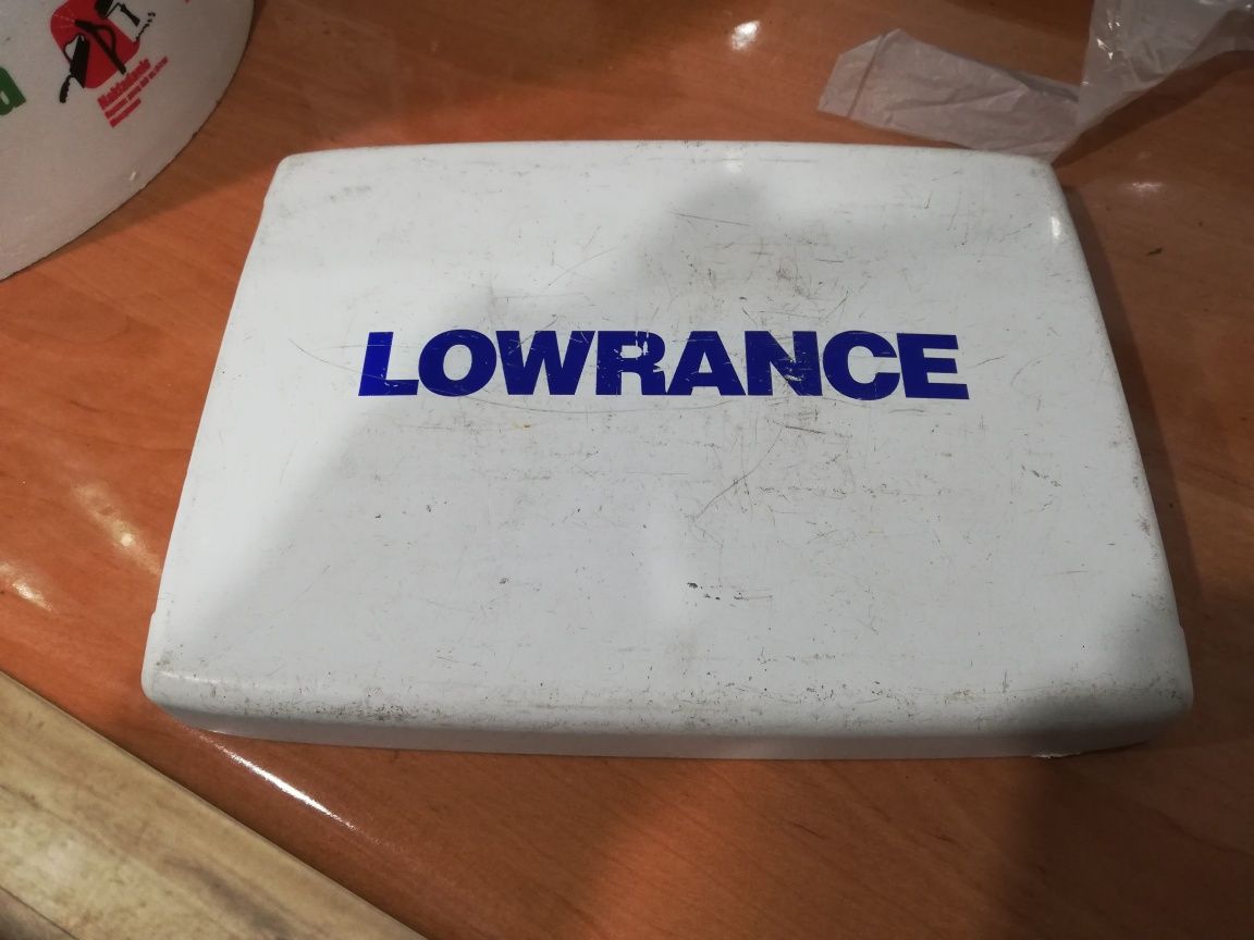 Osłona echosondy lowrance