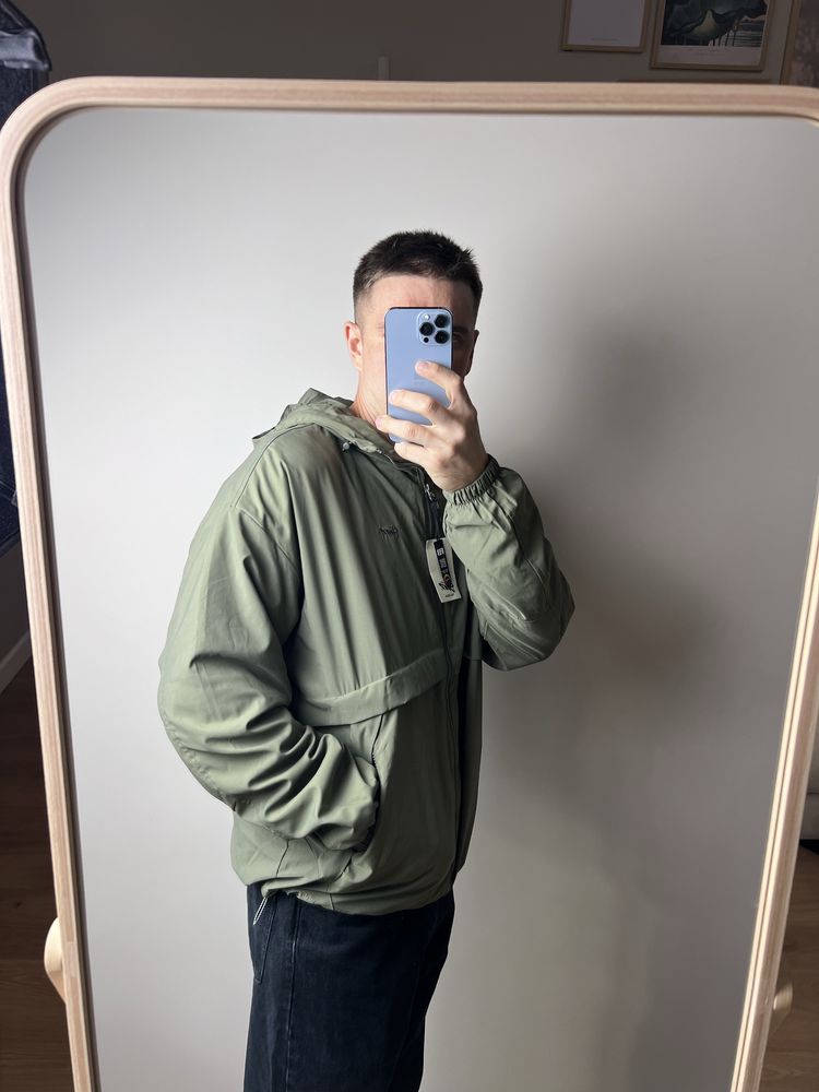 Чоловіча вітровка Pull&Bear  з капюшоном !!!