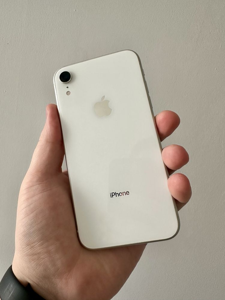 Apple iPhone XR 128gb в отличном состоянии / без разборов