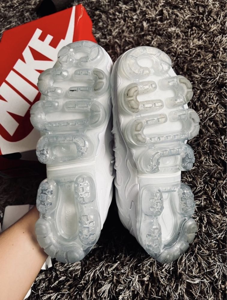 Nike Vapormax plus 39