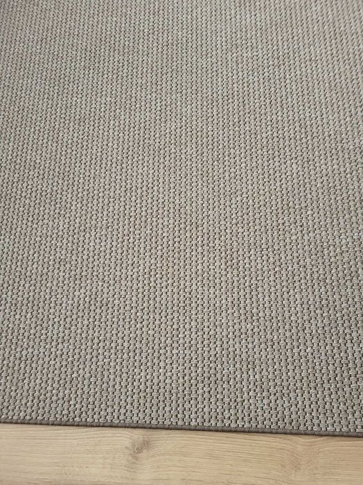 Tapete Castanho 2,40×2,30 - Como Novo