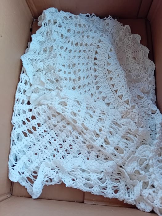Conjunto de Linhas e Bordados Diversos