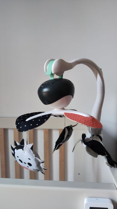 Karusela muzyczna do łóżeczka Tiny Love