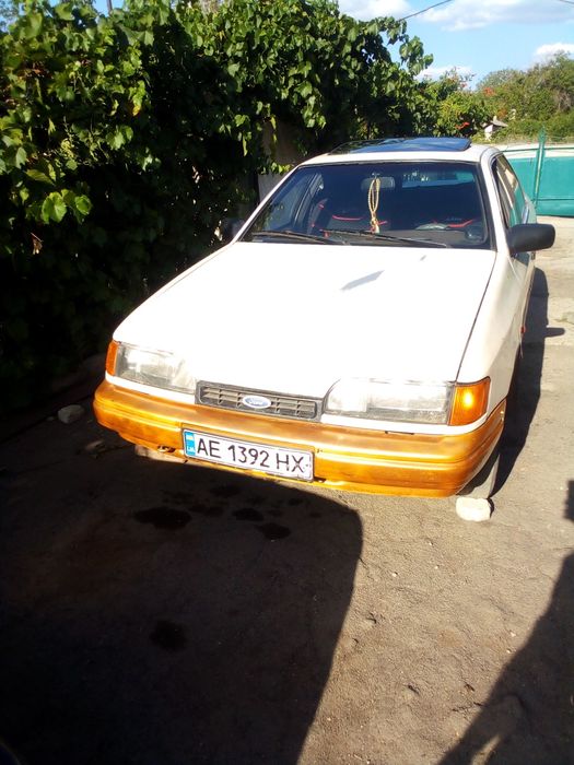 Продам Форда Скорпіон.