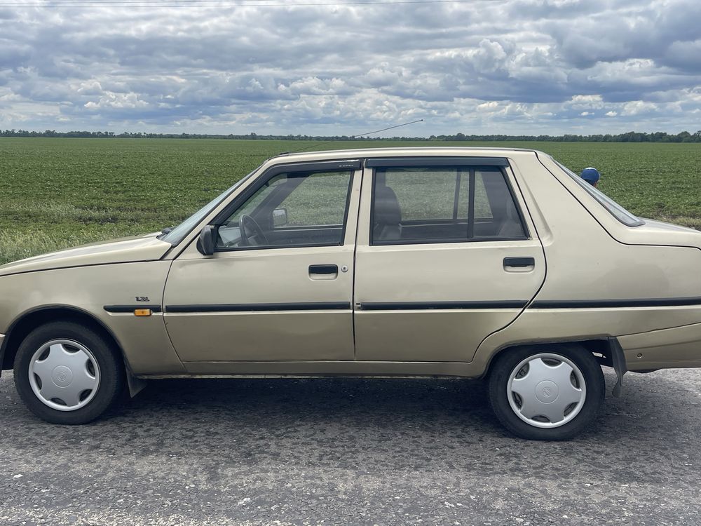 Автомобіль Славута 2003р