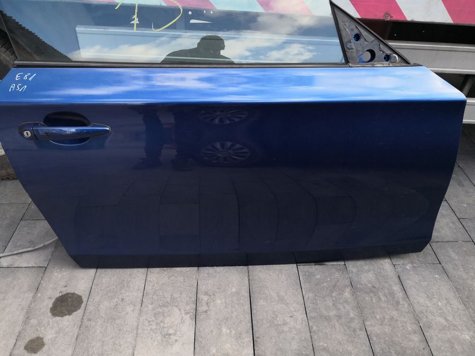 Drzwi prawe lewe BMW e81 e82 e88 montegoblau A51 ładne w kolor