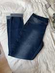 Nowe legginsy joggersy jeansy 40 reservered