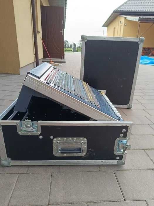 Mikser analogowy Allen&Heath WZ4 16:2 + CASE
