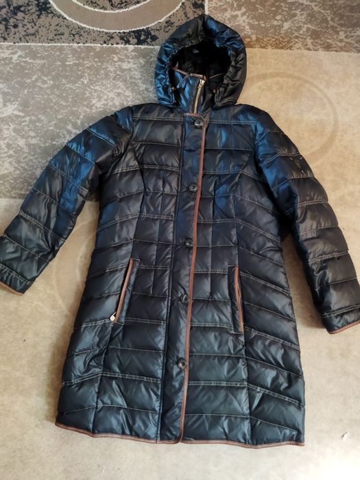 Куртка пальто стьобане тепле демісезон чорна