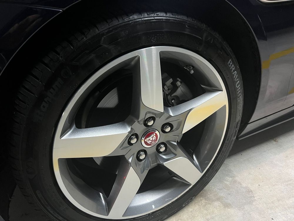 Jaguar XE 2.0D R-Sport - ler descriçao