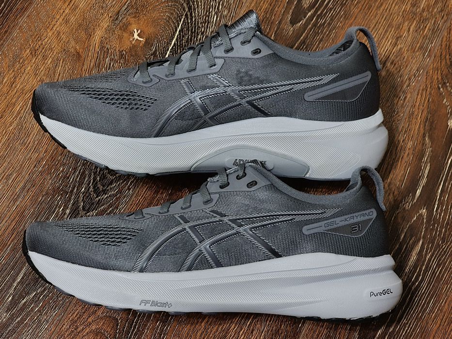 Оригінал 100% чоловічі кросівки asics kayano 31   eur 45