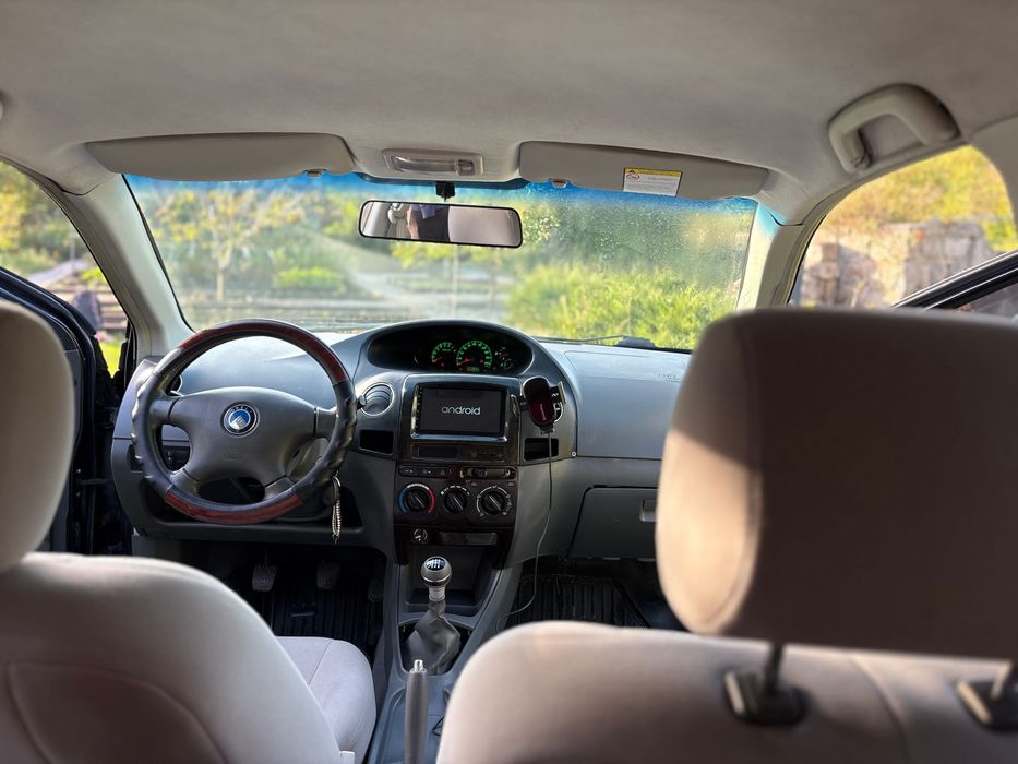 Geely MK, 2010 рік
 Пробіг: 98 000 км
 Власників: 2
 Ціна: 2600$
