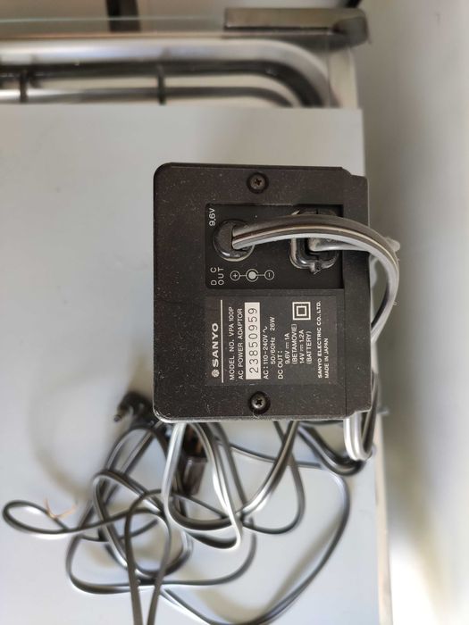 Carragador de baterias Sanyo