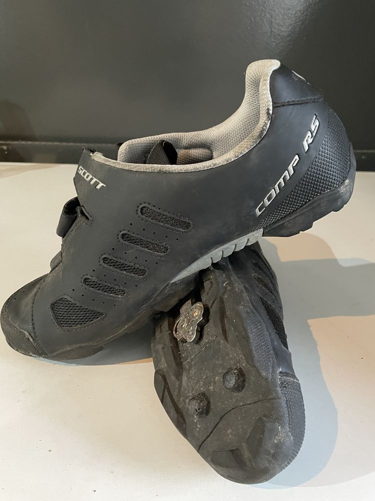 Sapatos scott rs