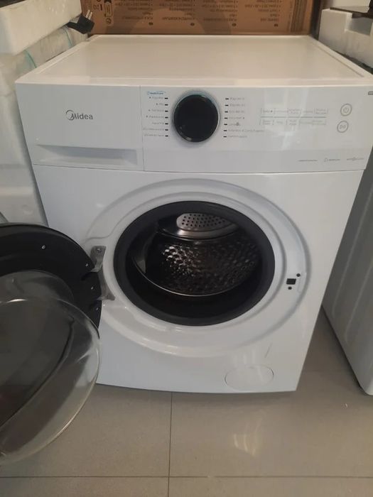 Maquina de Lavar a Roupa Midea 8k