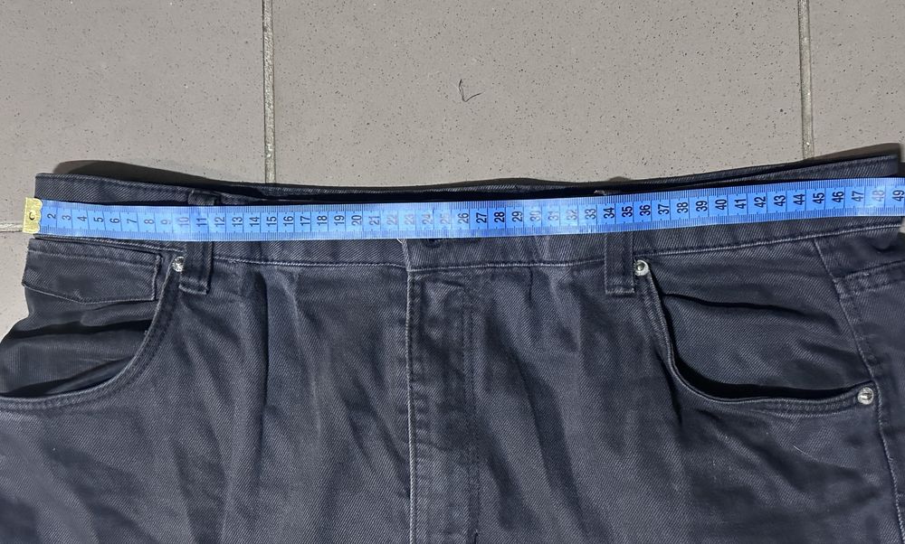 Темні джинси Bershka