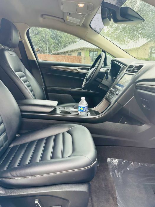 Ford Fusion      2020