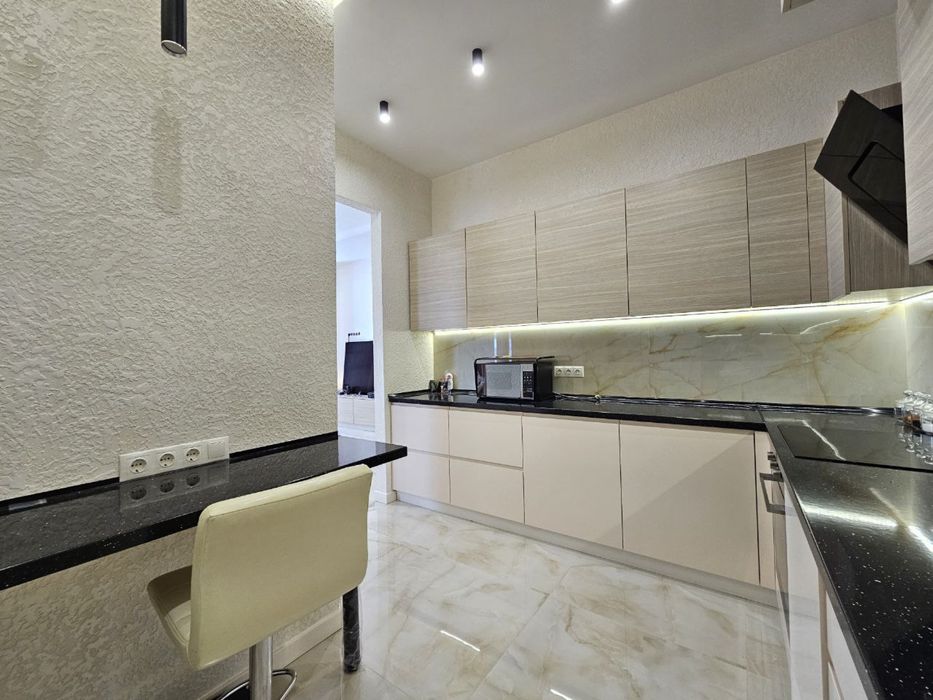 Оренда 4-ї кв в ЖК Дельмар Люкс