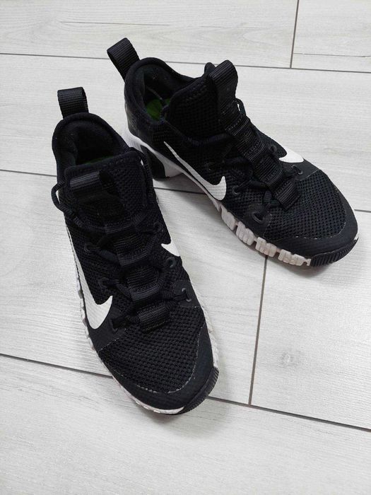 Кросівки NIKE FREE METCON 3 BLEK CJ6314-010 р.38EUR 24cm