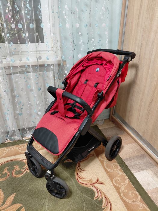 Продам прогулянкову коляску