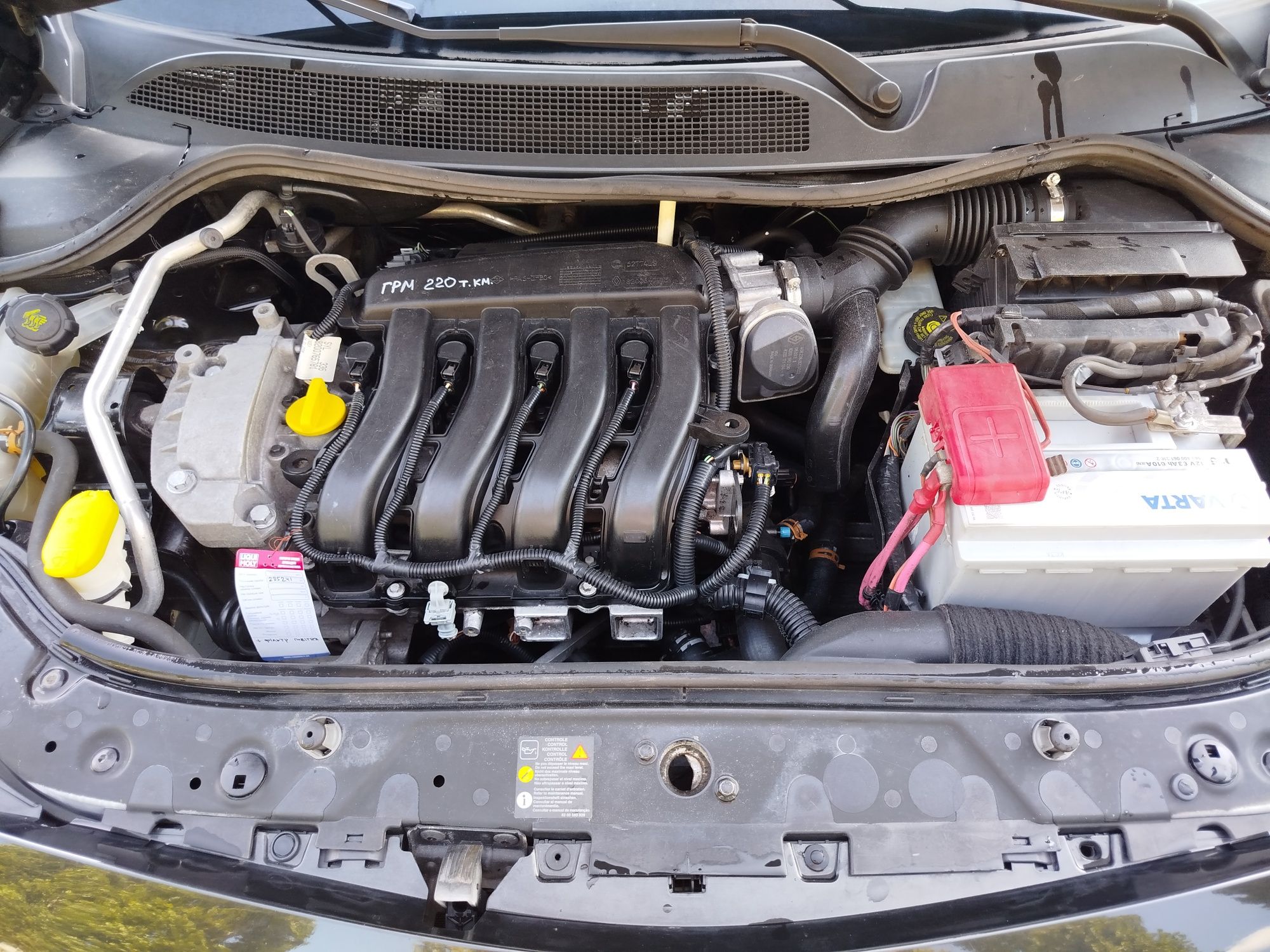 Renault Megane 1.6 бензин