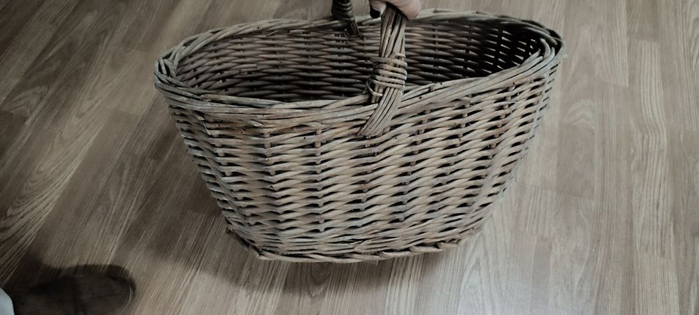 Cesta de verga usada