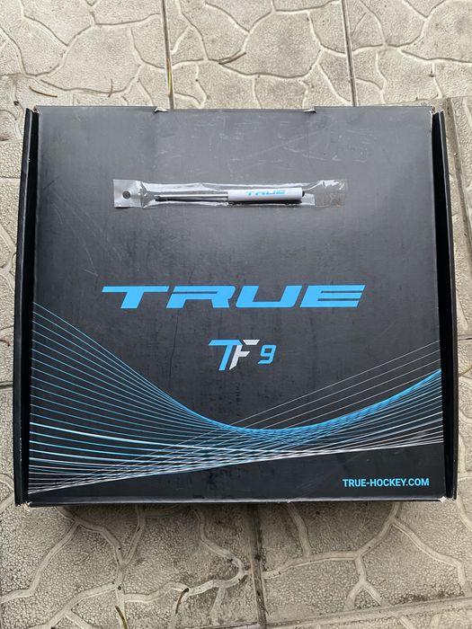 Коньки True TF 9