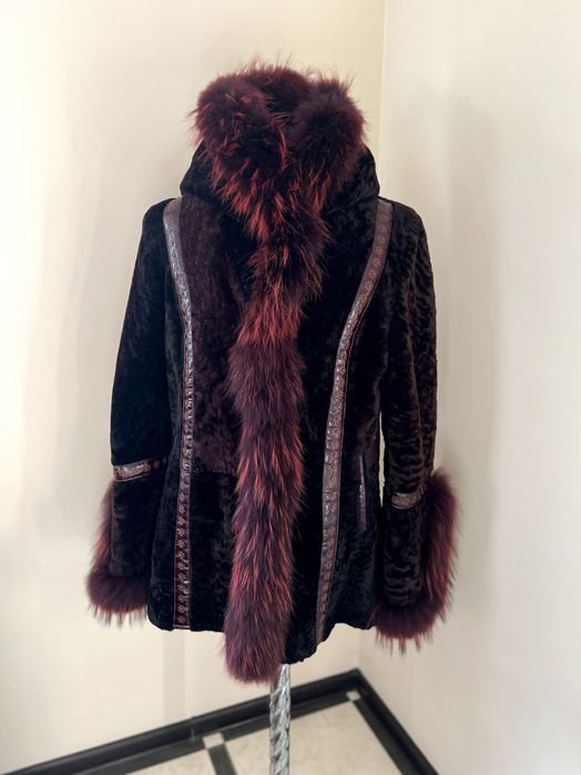 Шуба натуральна з овчини (мутон) розмір 48
