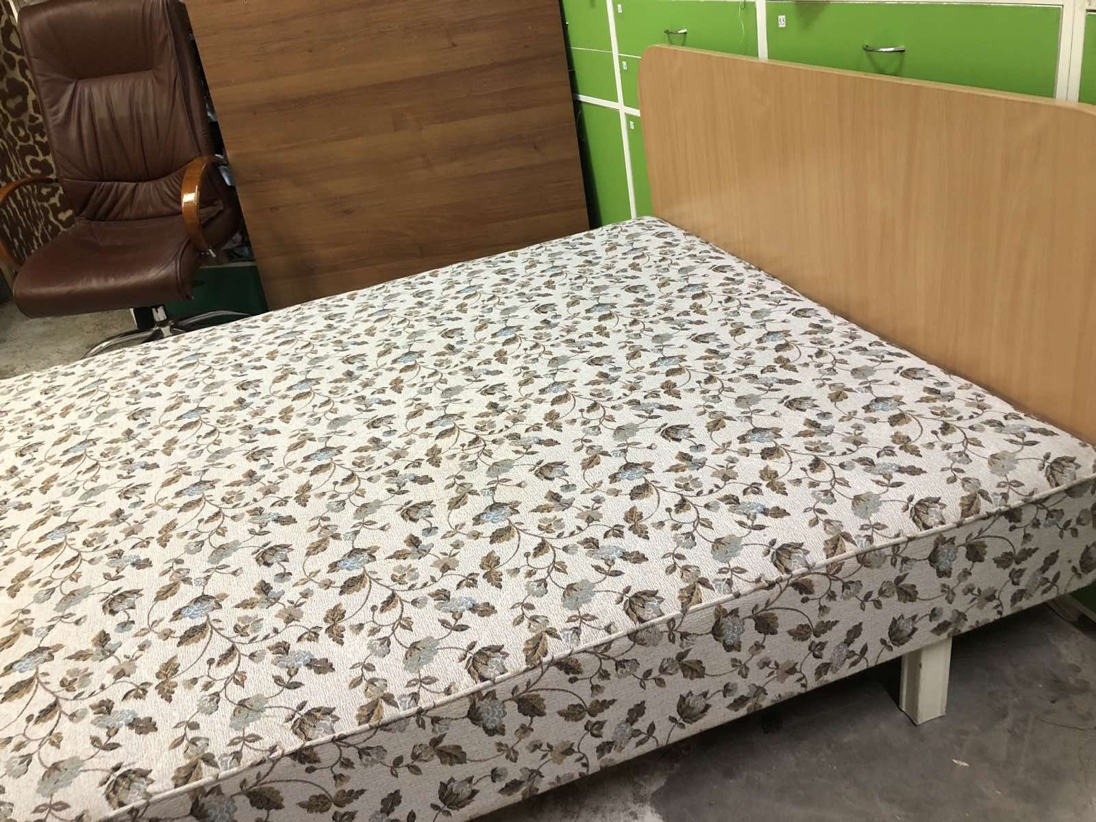 Кровать с матрасом Доставка