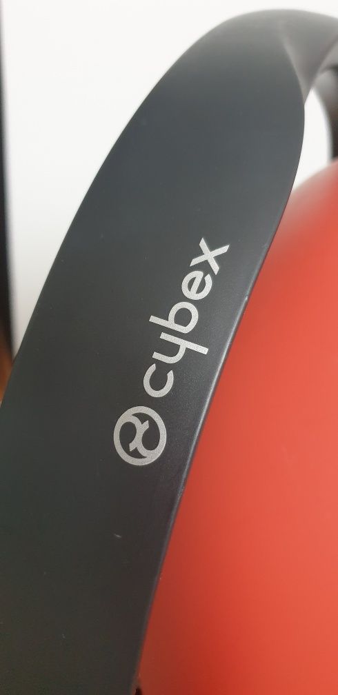 Fotelik Cybex Aton Q I-size Plus + baza po 1 dzievku