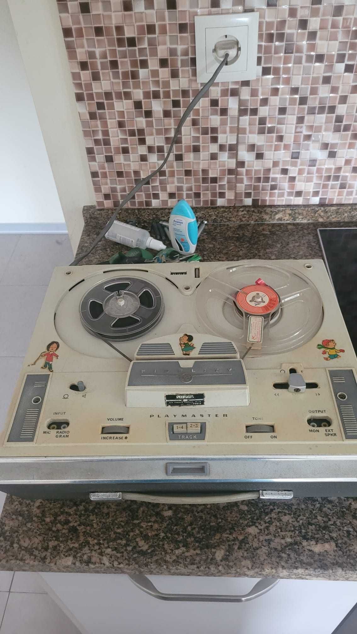 Vendo leitor de fitas Magnéticas Bobines 150mm