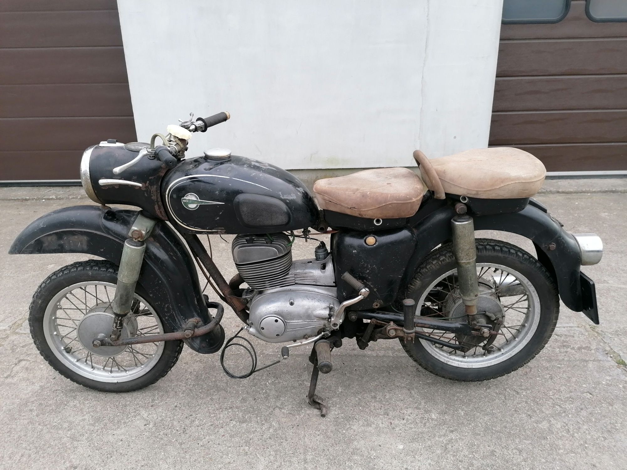 MZ es 250/1 jaskółka 66r zarejestrowana