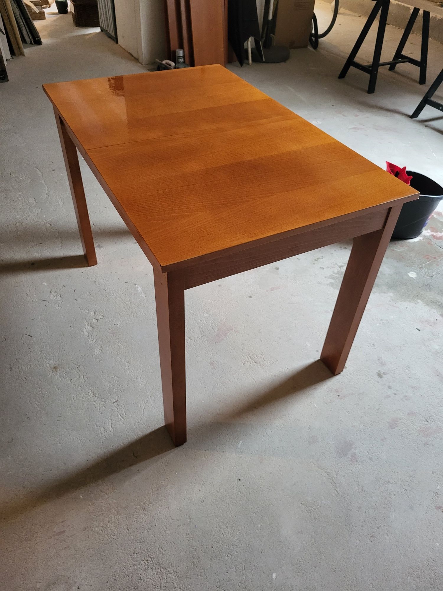 Stół drewniany 6 osobowy