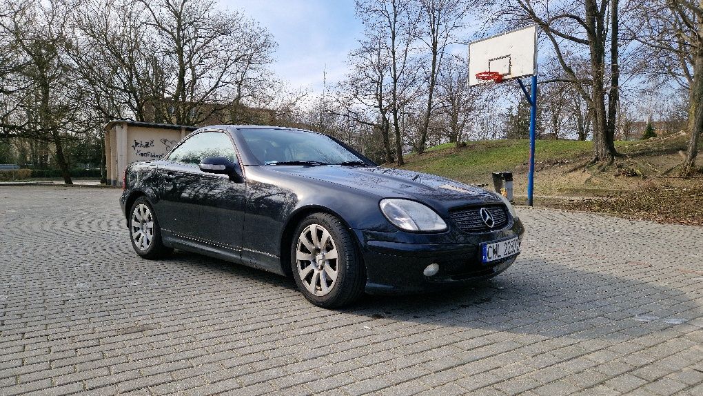 Mercedes SLK200 rok 2001