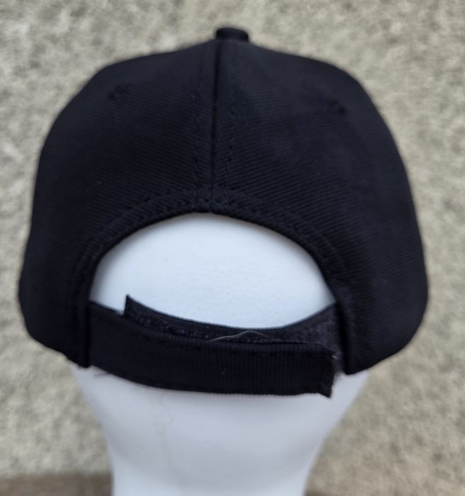 Chłopięca czapka z daszkiem