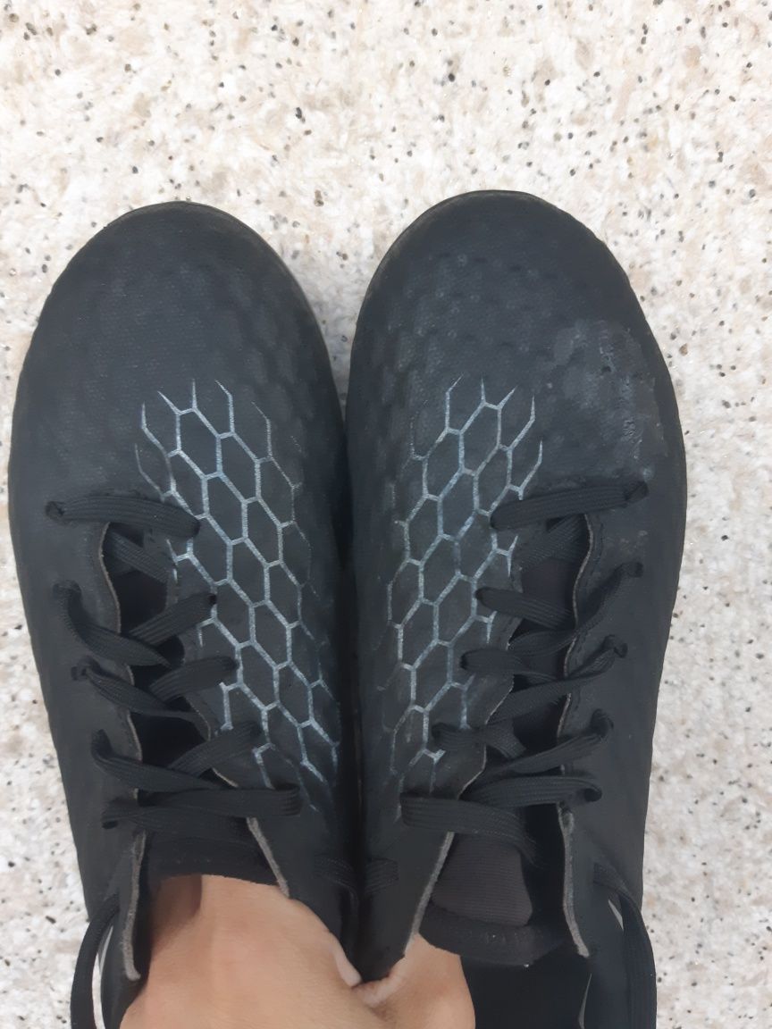 Бутсы Nike черные