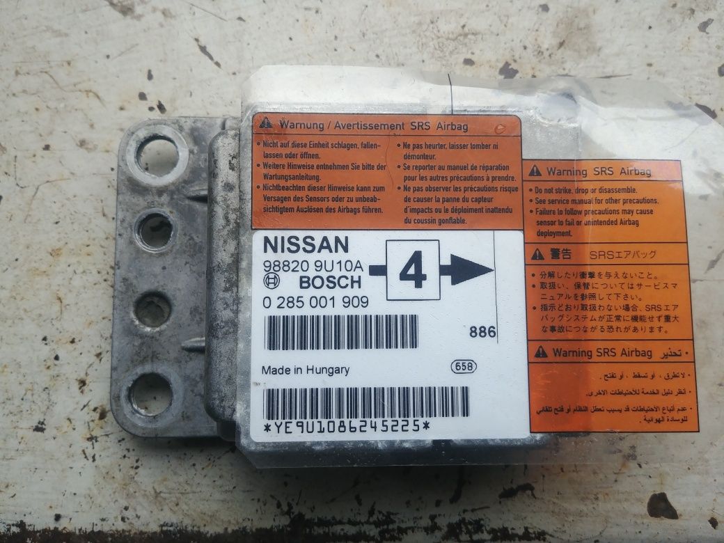 Блок управления безопасностью Nissan note 2008 0285001909