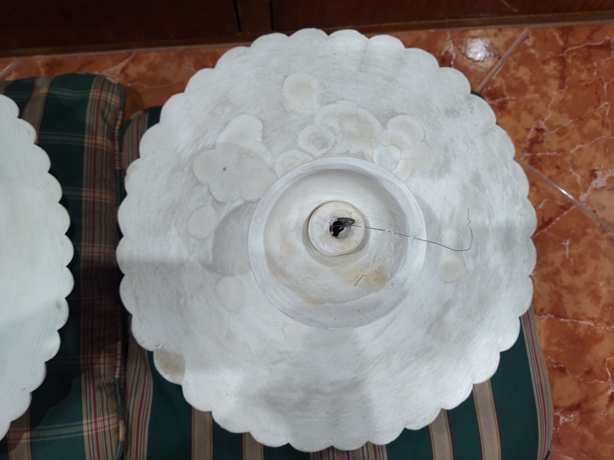 Candeeiro em gesso tecto decorativo casa quarto apartamento vivenda.