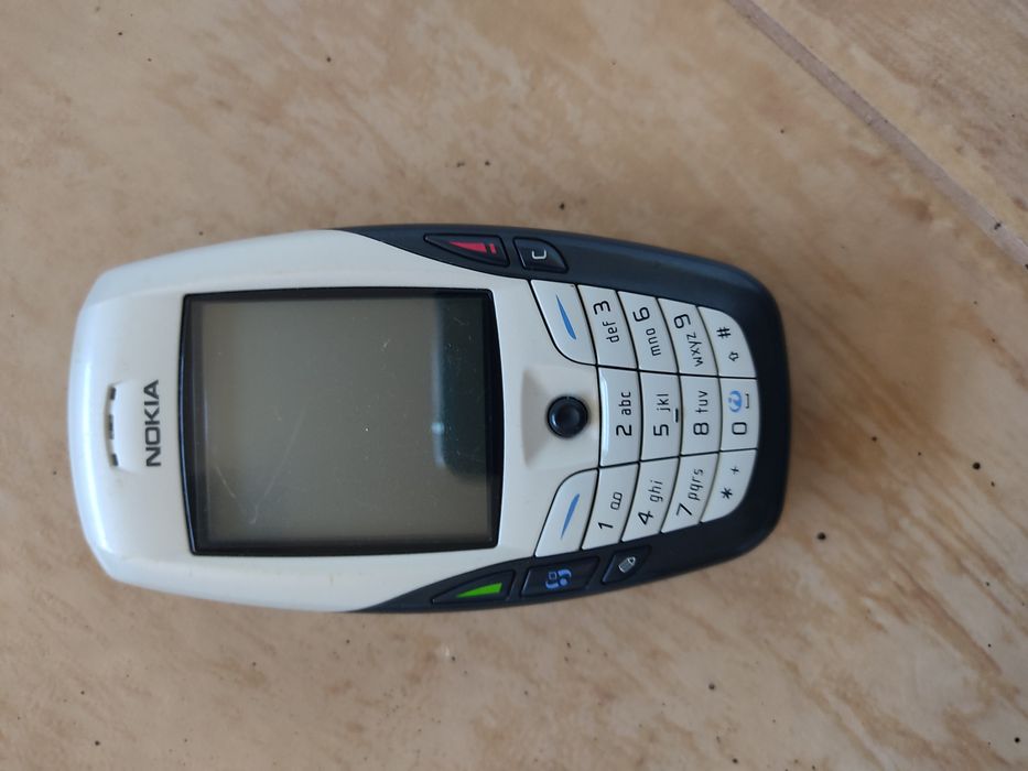 Telemóveis para colecionar ou peças