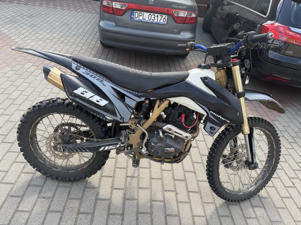 Sprzedam Crossa Asix 300