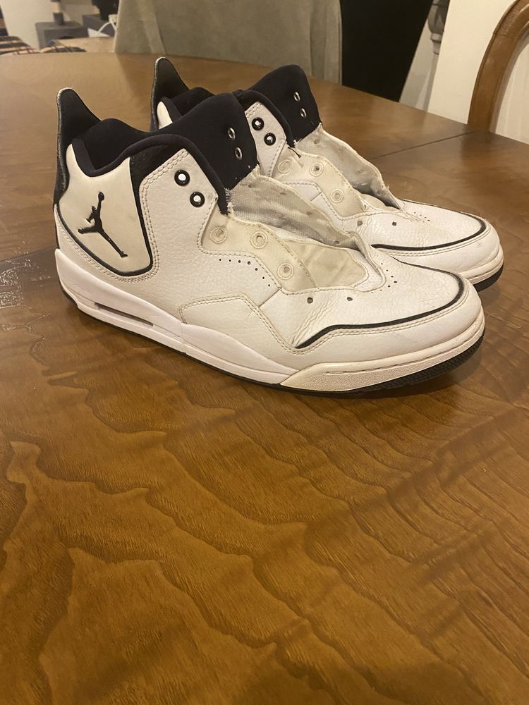 Jordan Courtside 23