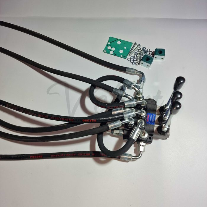 Rozdzielacz Zewnętrzny 3 Sekcyjny Ursus C-330 Hydrauliczny Do Wywrotu