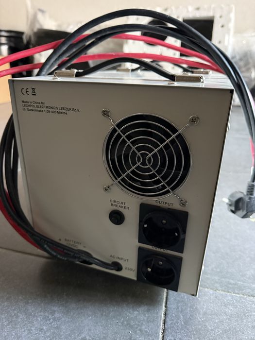 Інвертор / перетворювач напруги Kemot prosinus 2000 urz3407