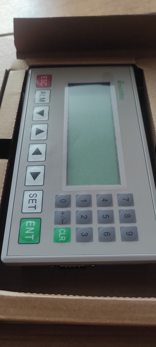 Панель оператора XINJE TouchWin OP320-AS