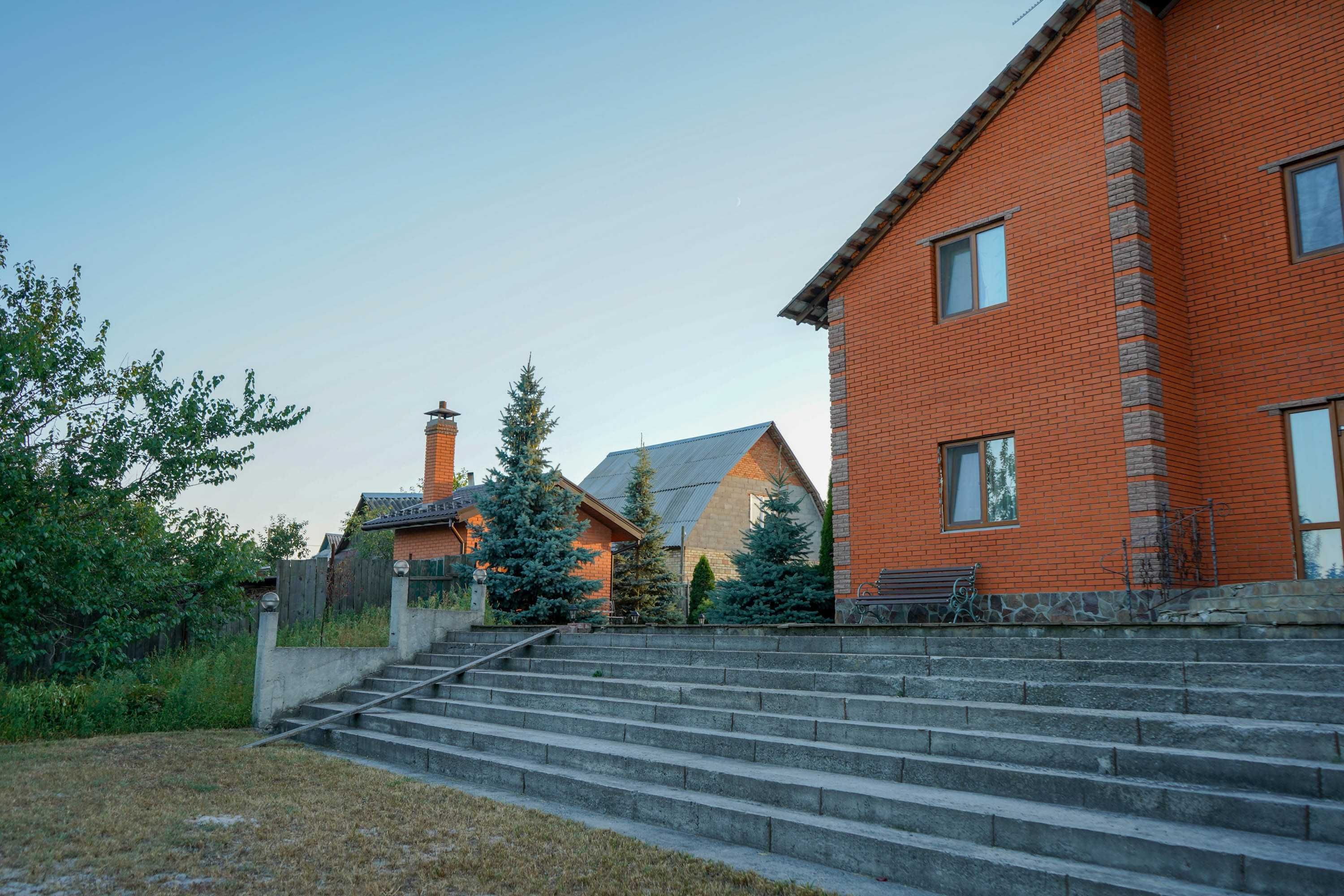 Продам загородний дом в Бородянском районе