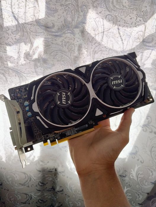 MSI RX 580 ARMOR 8GB OC  На пломбах, не майнена, відмінний стан