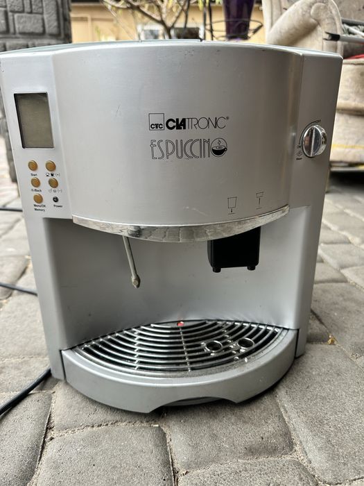 Кофемашина clatronic