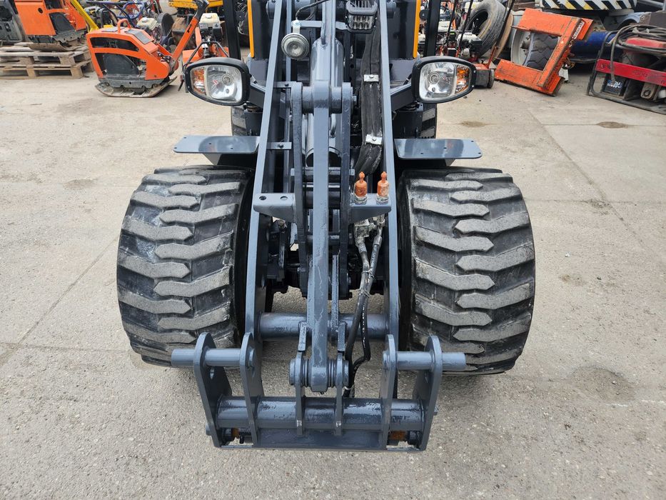 Ładowarka Giant V452 xtra HD - 2019 r - 628 mth