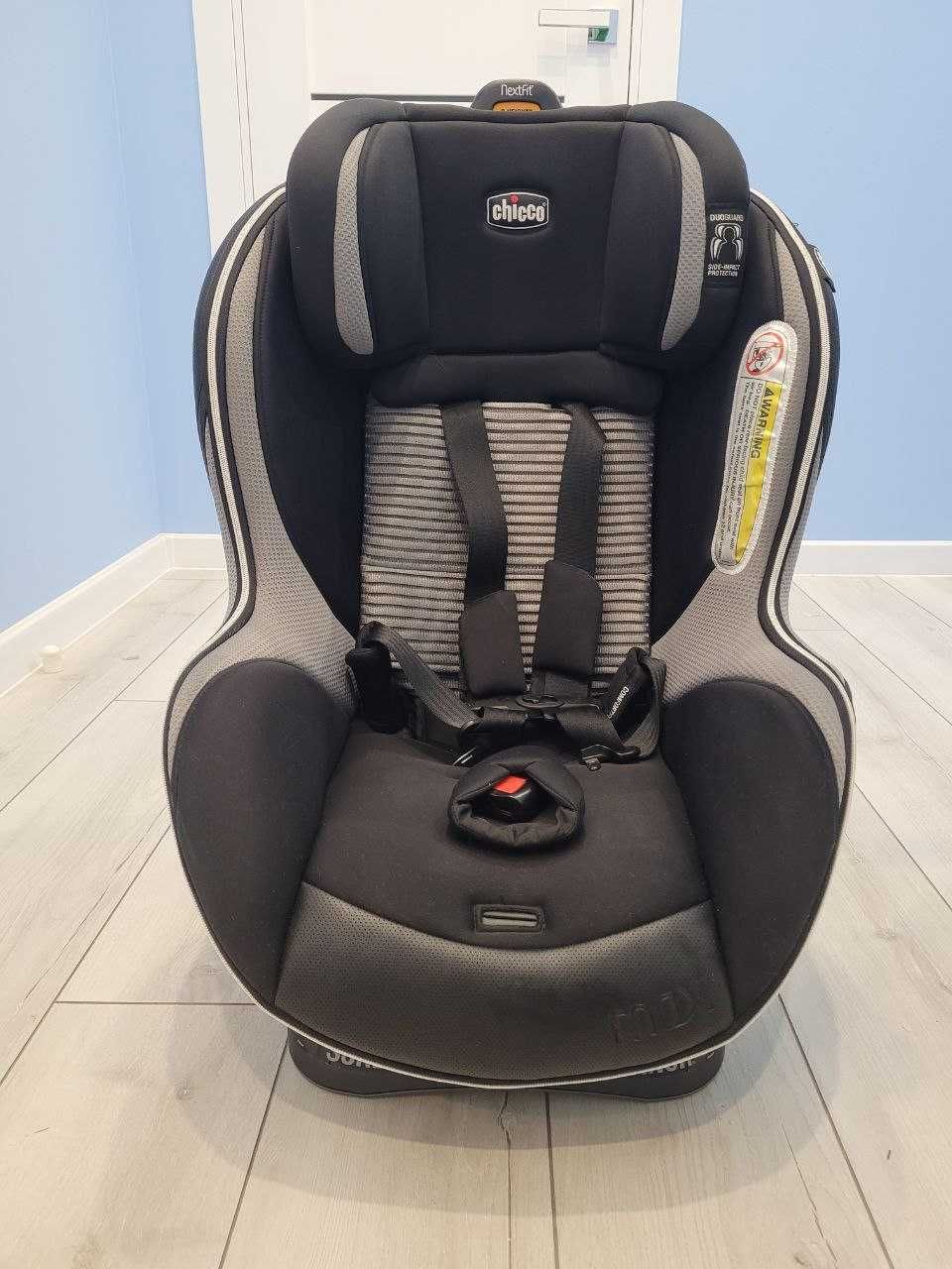 Автокресло Chicco NextFit